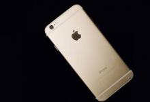 巧妙的DIYer使用數百臺較舊的iPhone建造室外墻