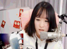 女主播又被獅子狗抓哭 神似趙麗穎被虎牙直播小跟班氣吐血！