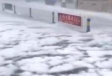 云南文山遇冰雹街道成冰河是什么原因導致的呢