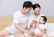 寶寶愛(ài)扔?xùn)|西家長(zhǎng)怎么做才是對(duì)的呢