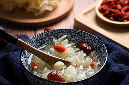 幼兒西瓜簡(jiǎn)筆畫1