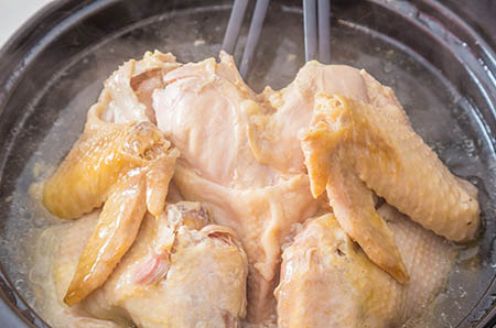 卡通蘑菇簡(jiǎn)筆畫(huà)的畫(huà)法6