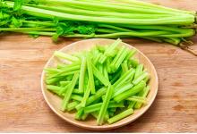 彩色救護(hù)車簡(jiǎn)筆畫