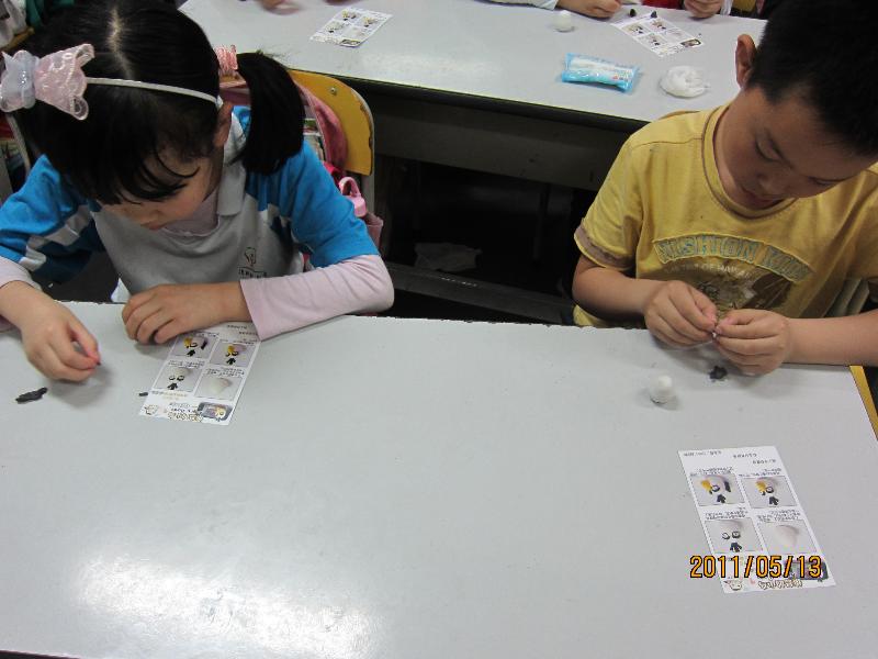 用牛奶可以做橡皮團(tuán)？怎么做？